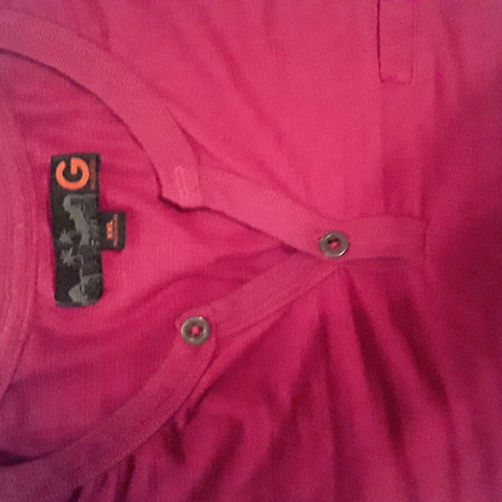 Extremely Soft GUESS shirt